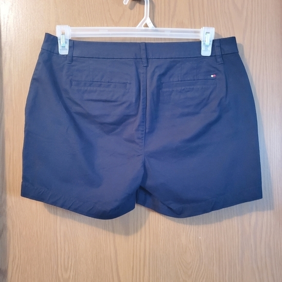 TOMMY Hilfiger Shorts Black Classic Staple Peice Size 10 - Picture 1 of 6